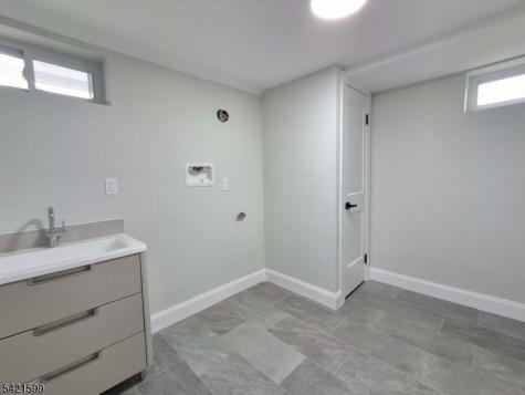 397 Lake Avenue Woodbridge NJ 07067