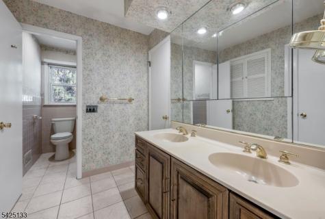 109 Dogwood Court Westwood NJ 07675
