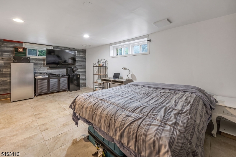 92 Hillcrest Avenue Morris NJ 07960