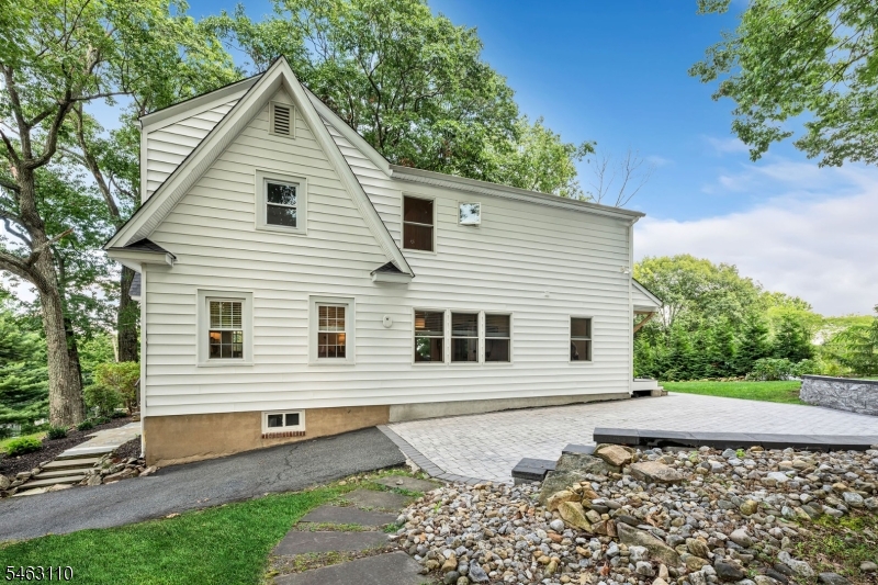92 Hillcrest Avenue Morris NJ 07960