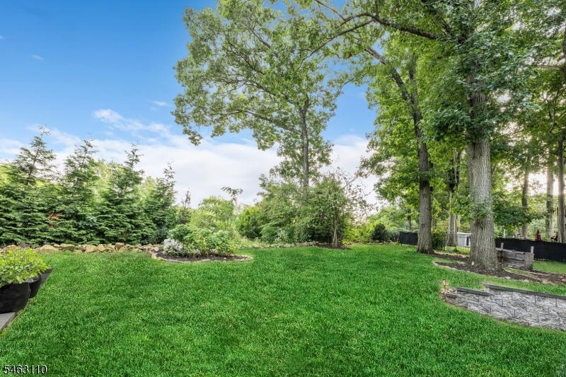 92 Hillcrest Avenue Morris NJ 07960