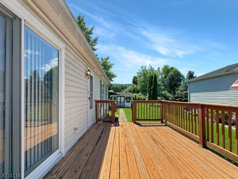3 Stonehill Lane White NJ 07823