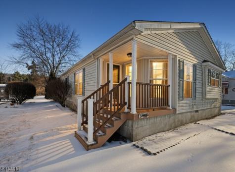 3 Stonehill Lane White NJ 07823