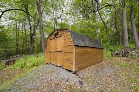 8 Highlands Lane Hardwick NJ 07825