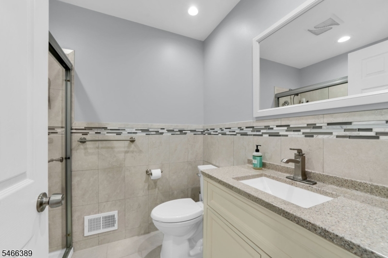 2583 Doris Avenue Union NJ 07083