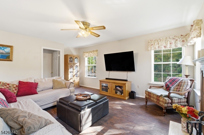6 Shoshoni Way Branchburg NJ 08876