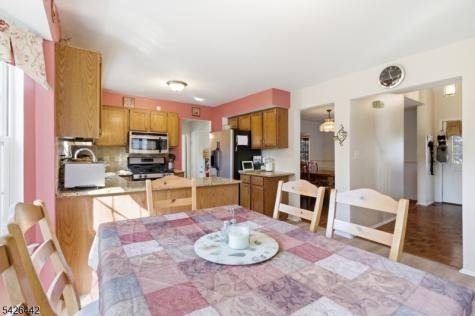6 Shoshoni Way Branchburg NJ 08876