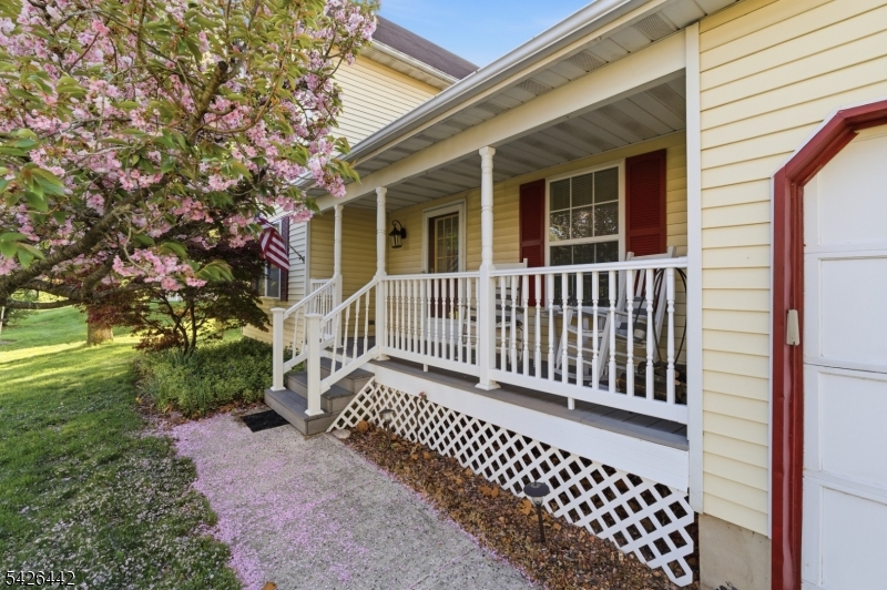 6 Shoshoni Way Branchburg NJ 08876