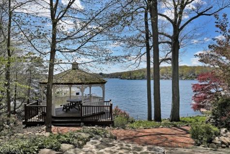 54 Halsey Island Jefferson NJ 07849