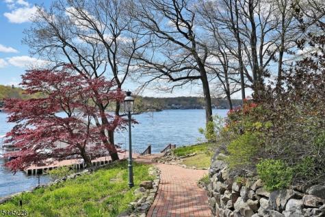 54 Halsey Island Jefferson NJ 07849