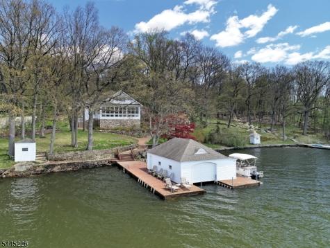 54 Halsey Island Jefferson NJ 07849
