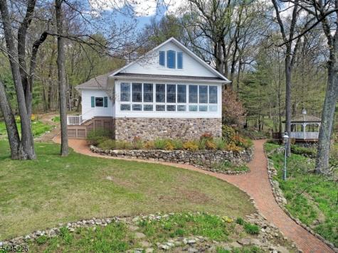 54 Halsey Island Jefferson NJ 07849