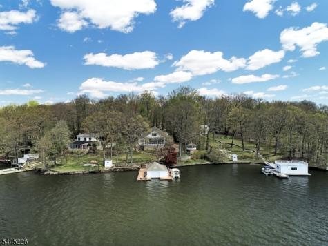 54 Halsey Island Jefferson NJ 07849