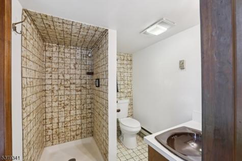 833 Berkshire Valley Road Jefferson NJ 07885