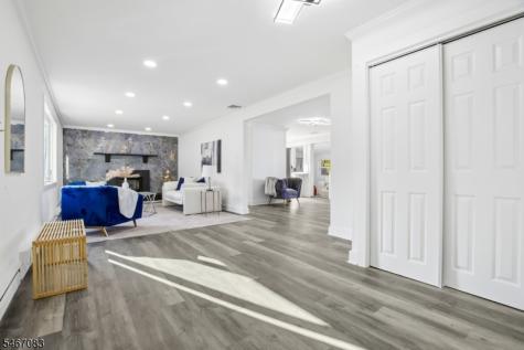 141 Lake Drive Byram NJ 07874