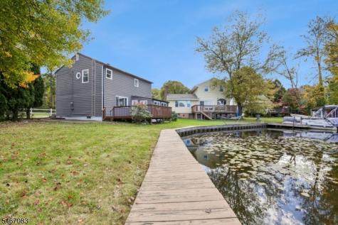 141 Lake Drive Byram NJ 07874