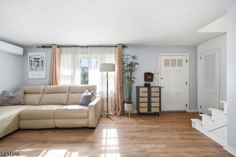 264 Fern Street Washington NJ 07676
