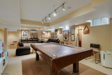 42 Cosgrove Court Fair Lawn NJ 07410