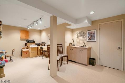 42 Cosgrove Court Fair Lawn NJ 07410