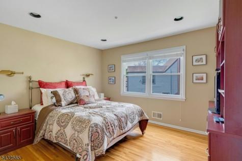 42 Cosgrove Court Fair Lawn NJ 07410