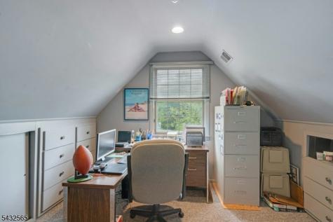 42 Cosgrove Court Fair Lawn NJ 07410