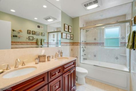 42 Cosgrove Court Fair Lawn NJ 07410