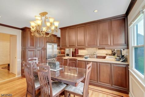 42 Cosgrove Court Fair Lawn NJ 07410