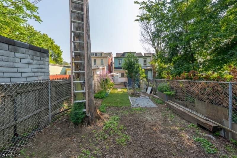 25 Evans Avenue Trenton NJ 08638