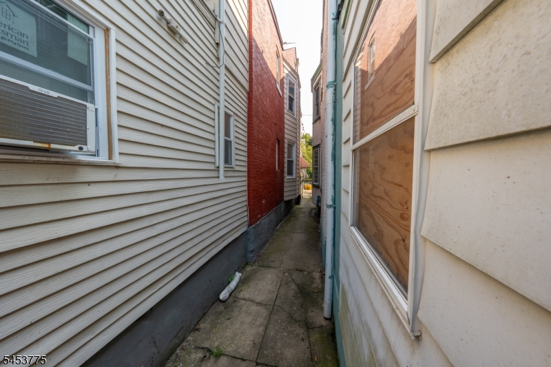 25 Evans Avenue Trenton NJ 08638