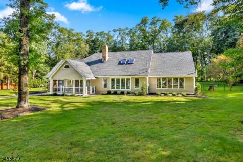 46 Ironia Road Chester NJ 07930
