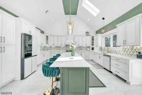 46 Ironia Road Chester NJ 07930