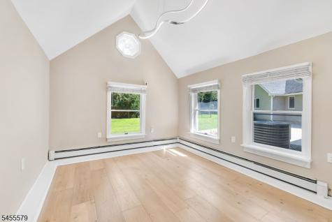46 Ironia Road Chester NJ 07930