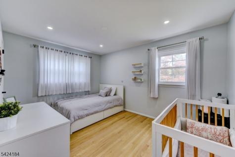 305 Buttfield Drive Plainfield NJ 07060