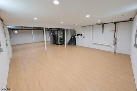 305 Buttfield Drive Plainfield NJ 07060