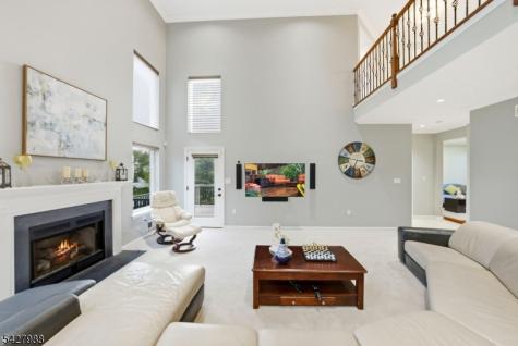 5 Robert Court Monroe NJ 08831