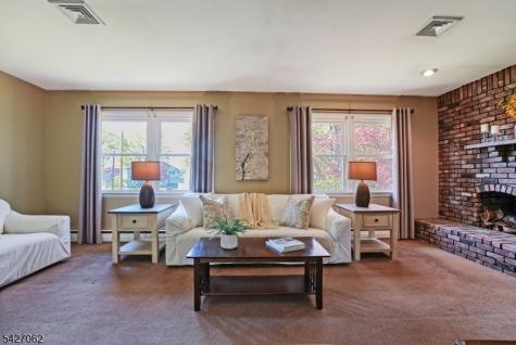 12 Emerald Court Clark NJ 07066