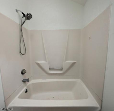 28 Deer Trail Lake Road Hardyston NJ 07460