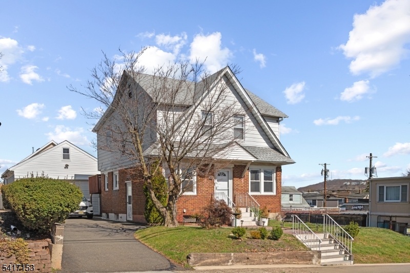 108 Jefferson Place Totowa NJ 07512