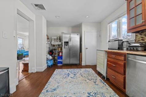 108 Jefferson Place Totowa NJ 07512