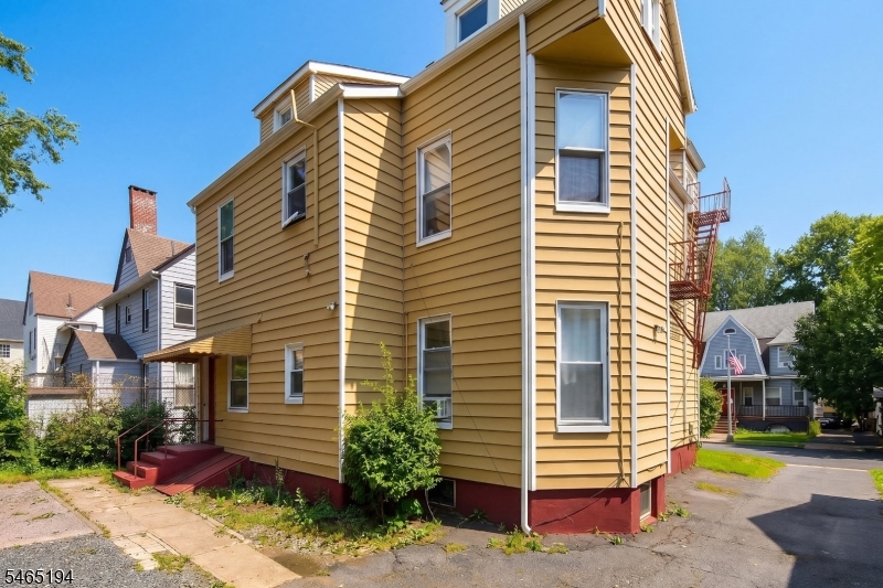 59 Stockton Place East Orange NJ 07017