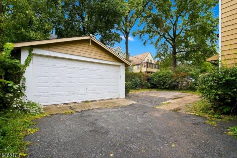 59 Stockton Place East Orange NJ 07017