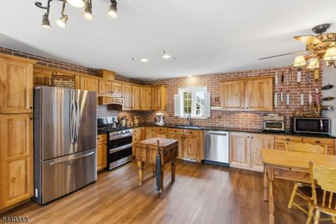 1215 Niihau Drive Lacey NJ 08731