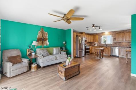 1215 Niihau Drive Lacey NJ 08731