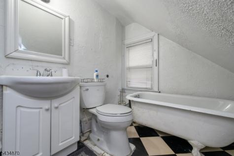 829 S 13th Street Newark NJ 07108