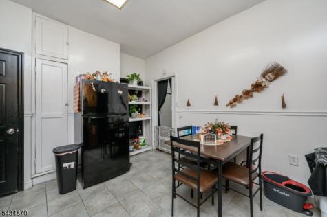 829 S 13th Street Newark NJ 07108
