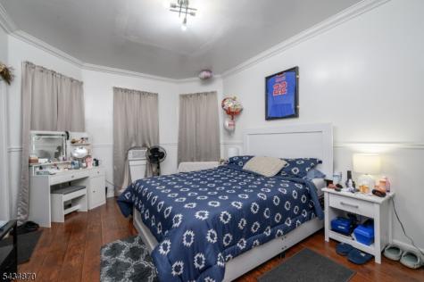 829 S 13th Street Newark NJ 07108