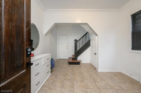 829 S 13th Street Newark NJ 07108