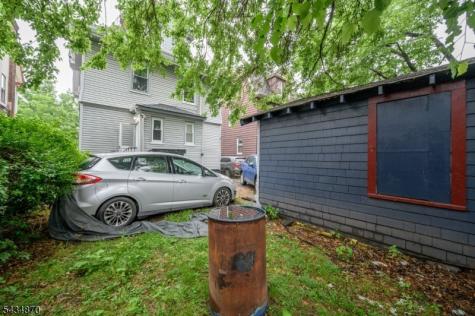 829 S 13th Street Newark NJ 07108