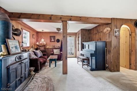 97 Shore Road Green NJ 07821