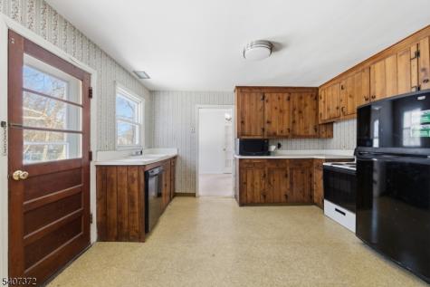 30 Reynolds Avenue Parsippany-troy Hills NJ 07054